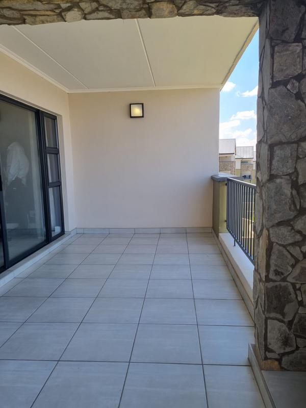 To Let 2 Bedroom Property for Rent in Waterfall Gauteng