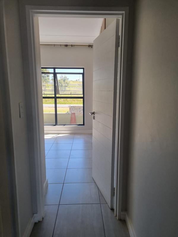 To Let 2 Bedroom Property for Rent in Waterfall Gauteng