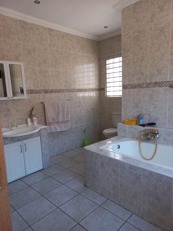 3 Bedroom Property for Sale in Mayfair Gauteng