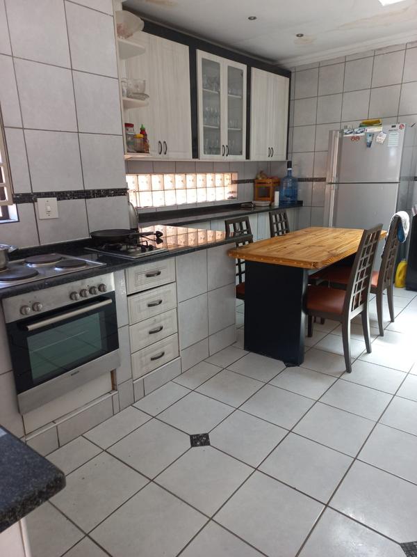 3 Bedroom Property for Sale in Mayfair Gauteng