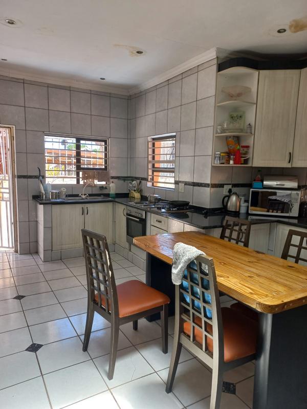 3 Bedroom Property for Sale in Mayfair Gauteng