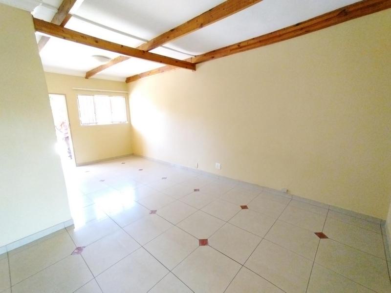 To Let 2 Bedroom Property for Rent in Erasmia Gauteng