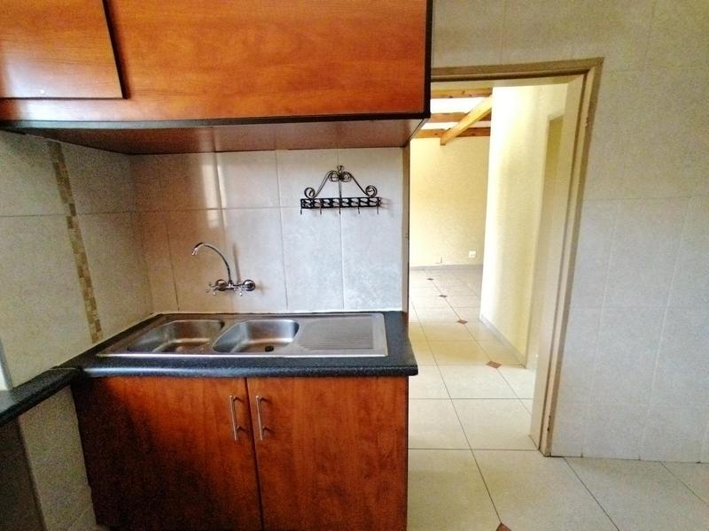 To Let 2 Bedroom Property for Rent in Erasmia Gauteng