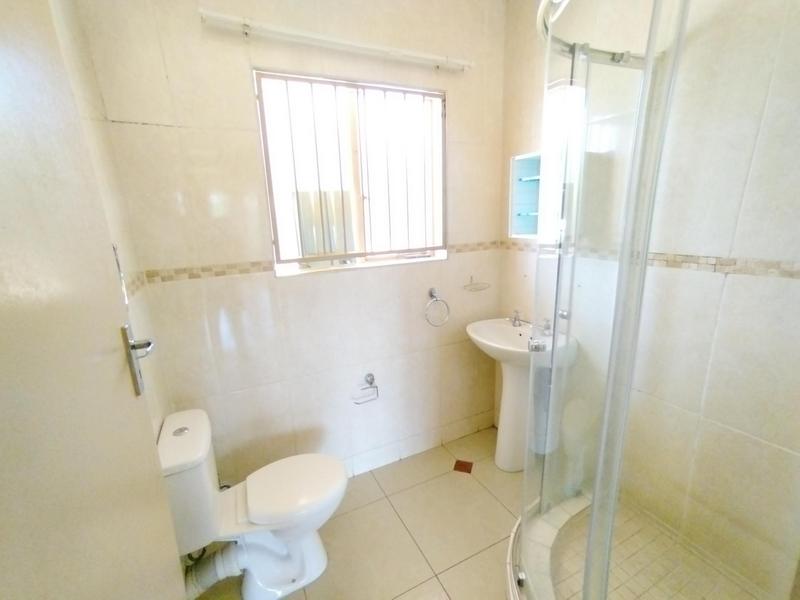 To Let 2 Bedroom Property for Rent in Erasmia Gauteng