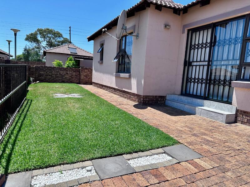 3 Bedroom Property for Sale in Chantelle Gauteng