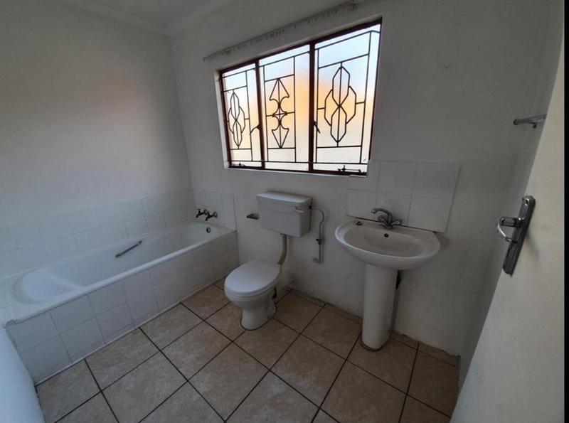 To Let 3 Bedroom Property for Rent in Norkem Park Gauteng