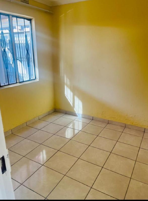 To Let 3 Bedroom Property for Rent in Protea Glen Gauteng