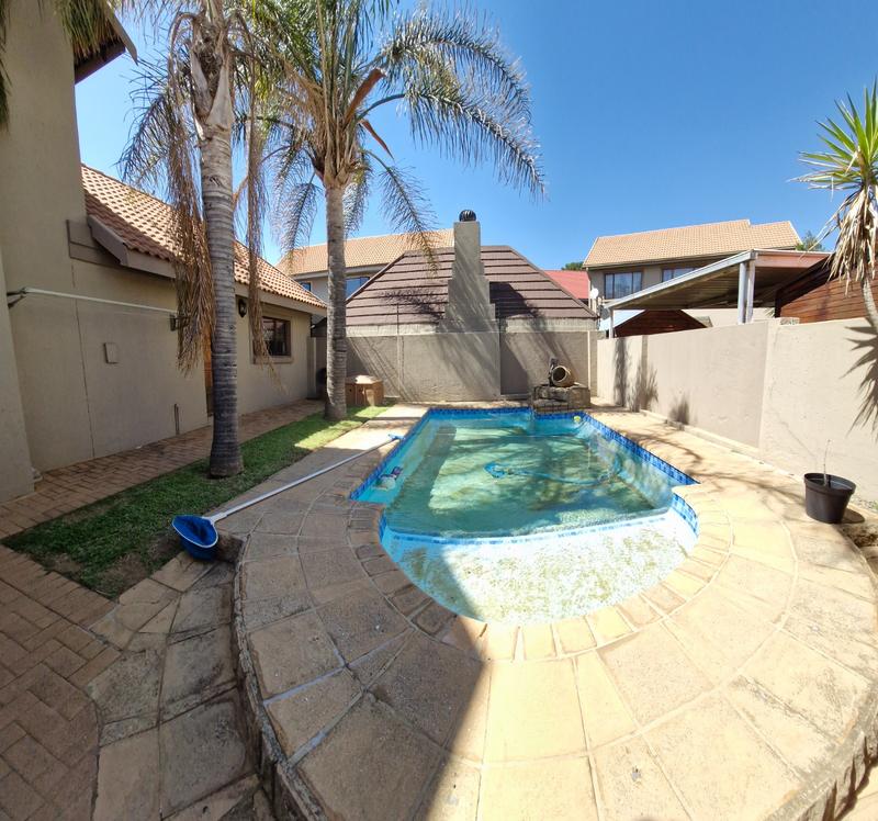 3 Bedroom Property for Sale in Dalview Gauteng