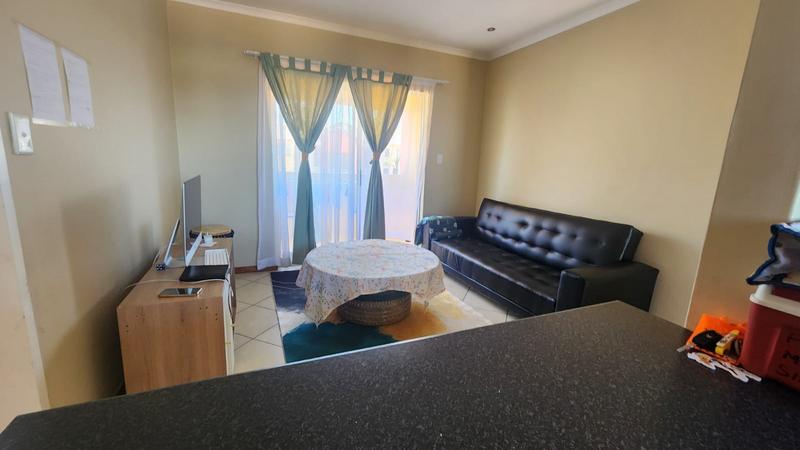 To Let 2 Bedroom Property for Rent in Stone Ridge Gauteng