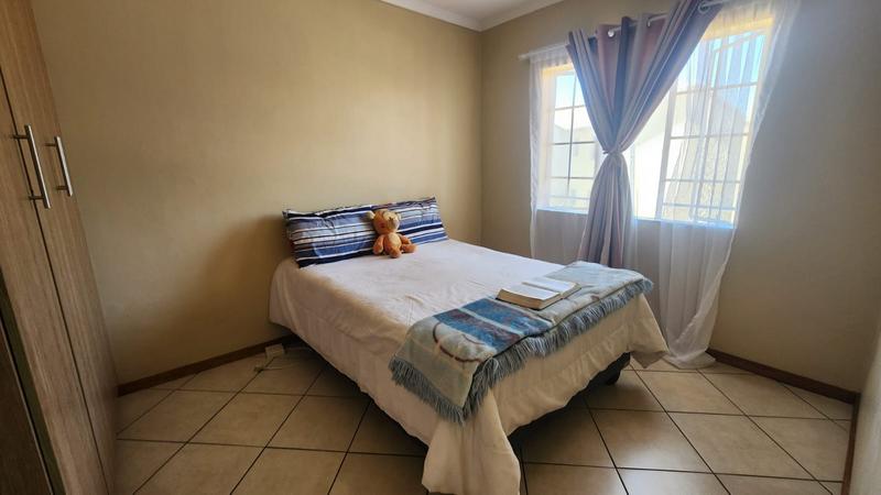 To Let 2 Bedroom Property for Rent in Stone Ridge Gauteng