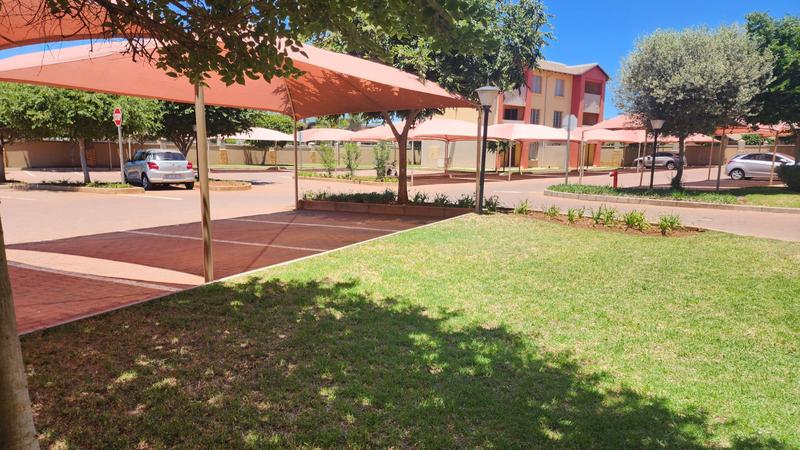 To Let 2 Bedroom Property for Rent in Stone Ridge Gauteng