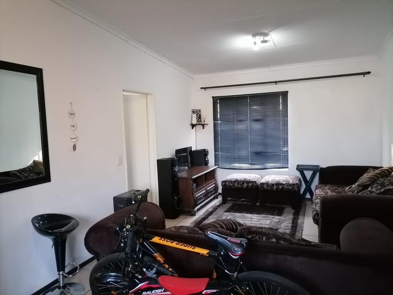 To Let 2 Bedroom Property for Rent in Jatniel Gauteng