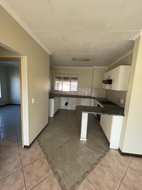 To Let 2 Bedroom Property for Rent in Witfield Gauteng