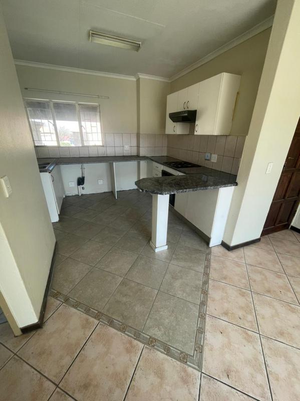 To Let 2 Bedroom Property for Rent in Witfield Gauteng