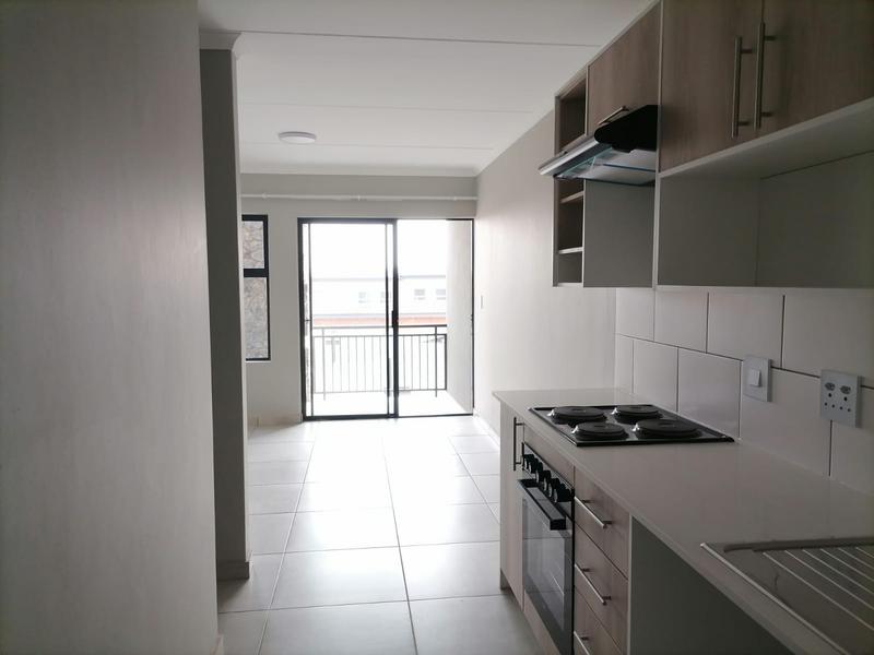 To Let 2 Bedroom Property for Rent in Glen Marais Gauteng