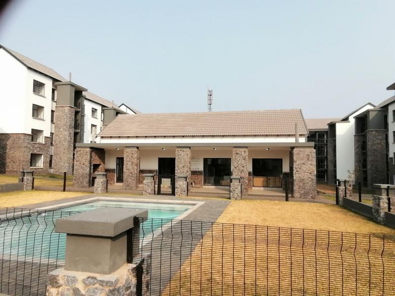 To Let 2 Bedroom Property for Rent in Glen Marais Gauteng