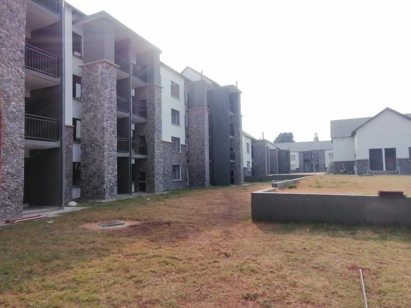 To Let 2 Bedroom Property for Rent in Glen Marais Gauteng