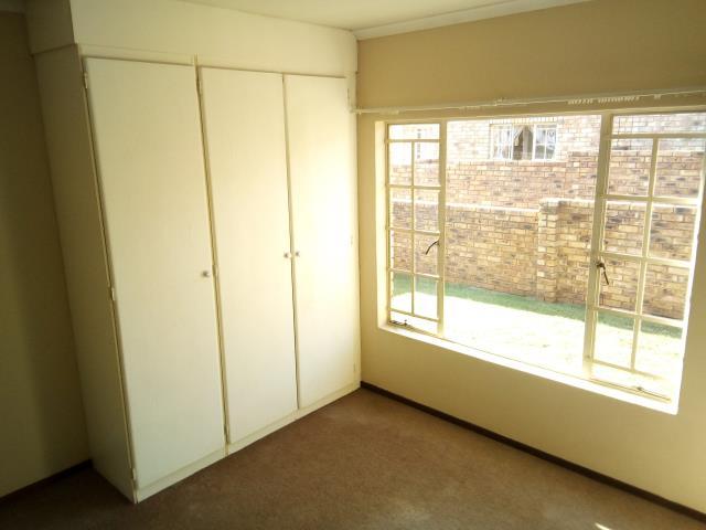 To Let 2 Bedroom Property for Rent in Pierre Van Ryneveld Gauteng