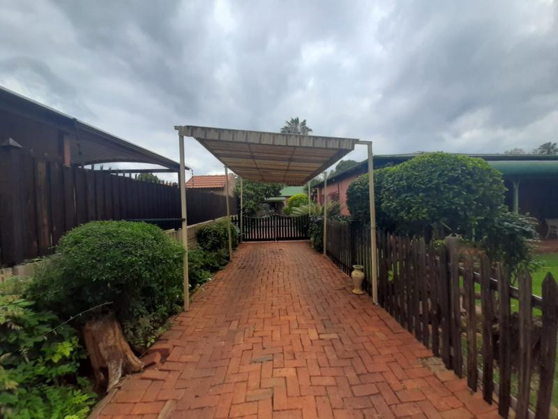 To Let 3 Bedroom Property for Rent in Mayville Gauteng