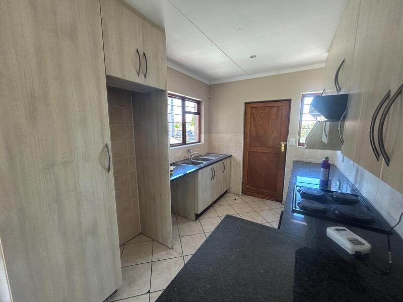 2 Bedroom Property for Sale in The Reeds Gauteng