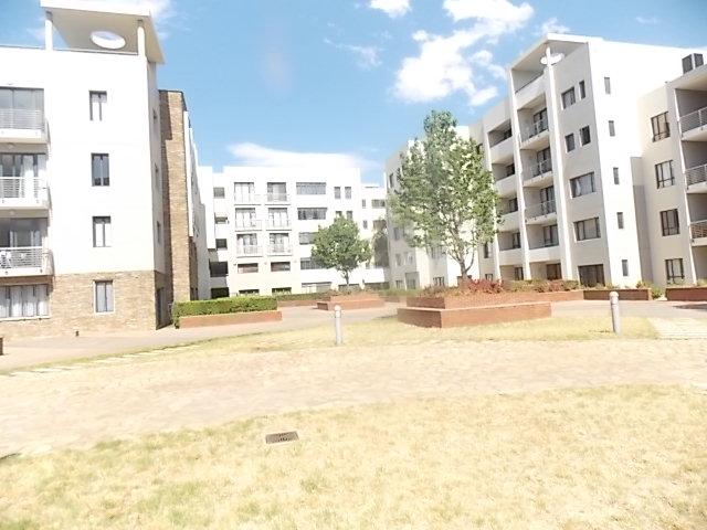 To Let 2 Bedroom Property for Rent in Bedford Gardens Gauteng