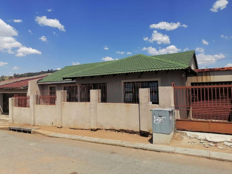 3 Bedroom Property for Sale in Diepkloof Gauteng