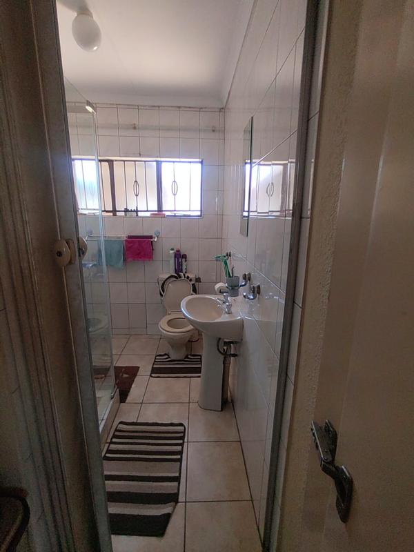 3 Bedroom Property for Sale in Diepkloof Gauteng