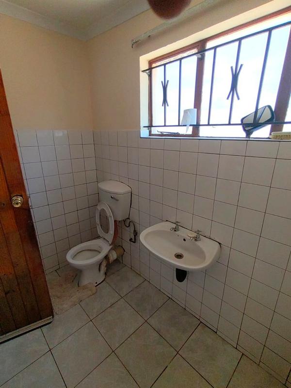 3 Bedroom Property for Sale in Diepkloof Gauteng