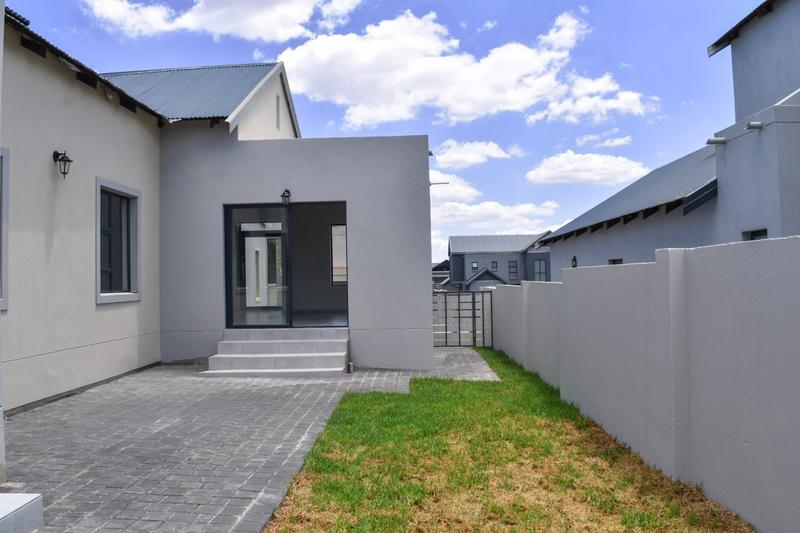 3 Bedroom Property for Sale in Golden Fields Estate Gauteng