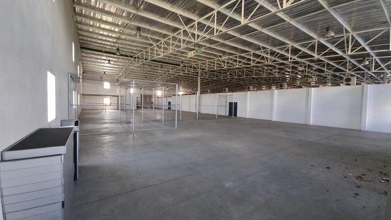 To Let commercial Property for Rent in Halfway Gardens Gauteng