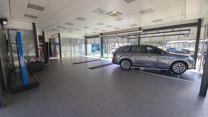 To Let commercial Property for Rent in Randjespark Gauteng