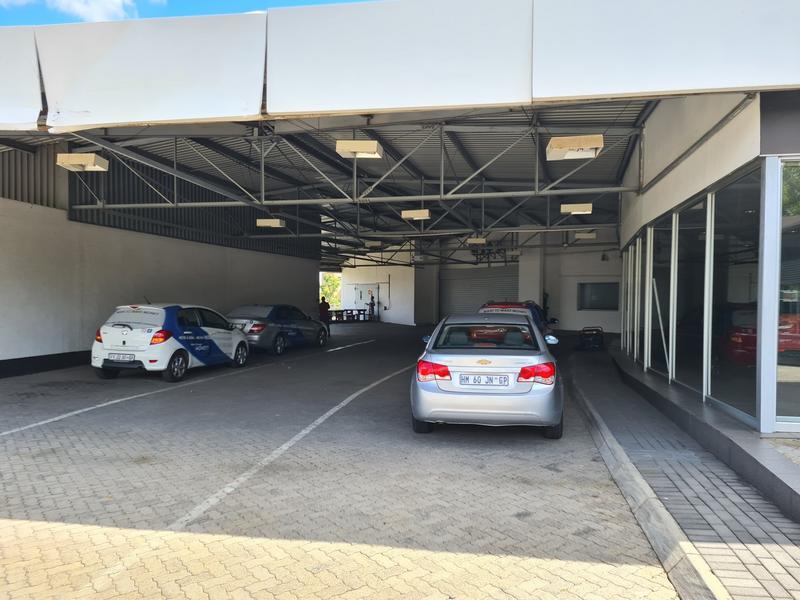 To Let commercial Property for Rent in Randjespark Gauteng