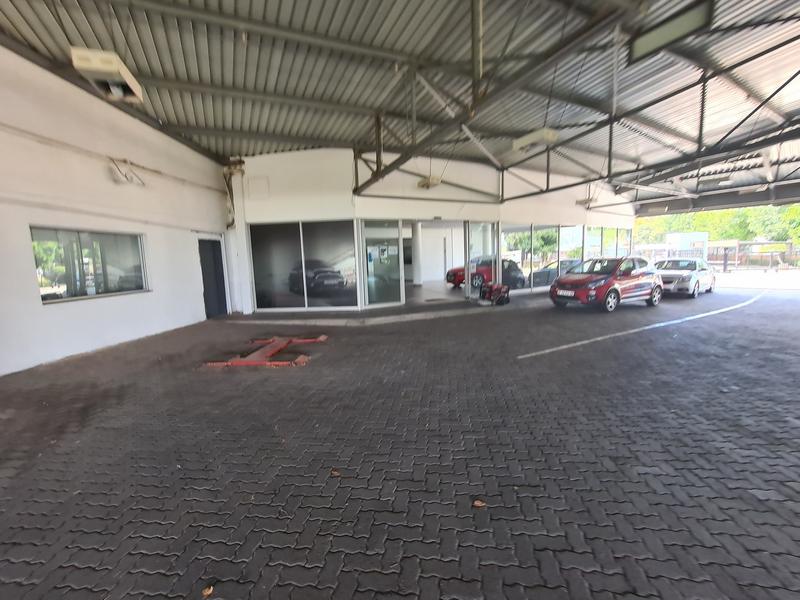 To Let commercial Property for Rent in Randjespark Gauteng