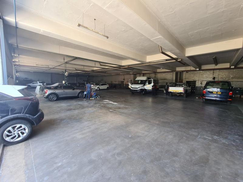 To Let commercial Property for Rent in Randjespark Gauteng