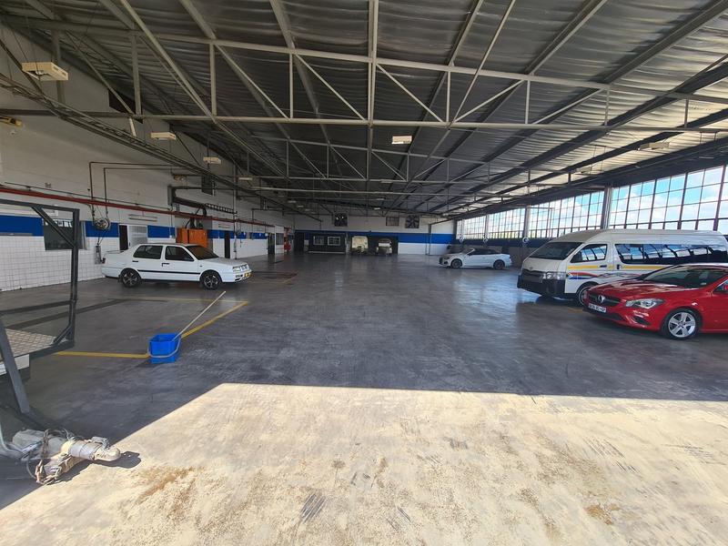 To Let commercial Property for Rent in Randjespark Gauteng