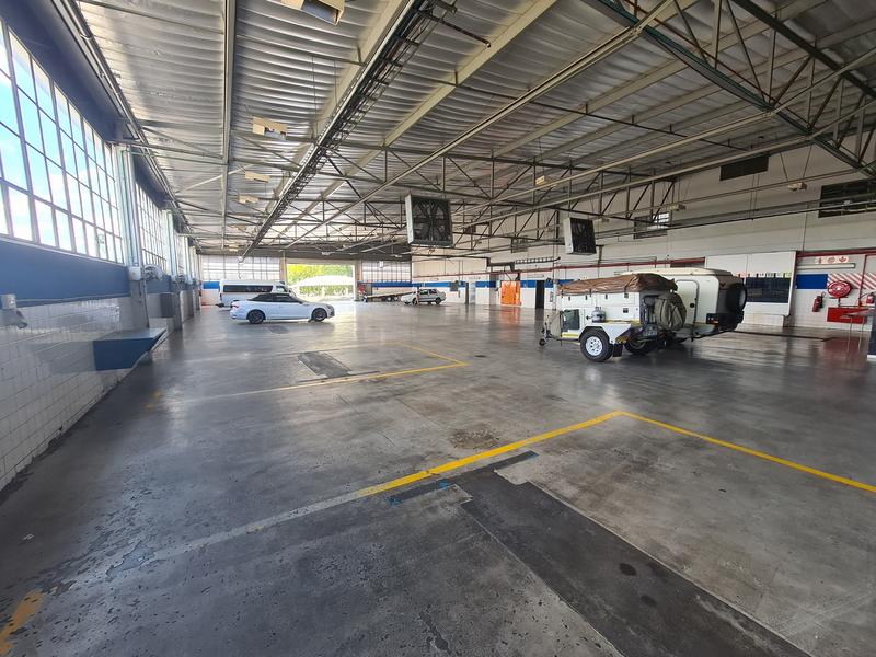 To Let commercial Property for Rent in Randjespark Gauteng