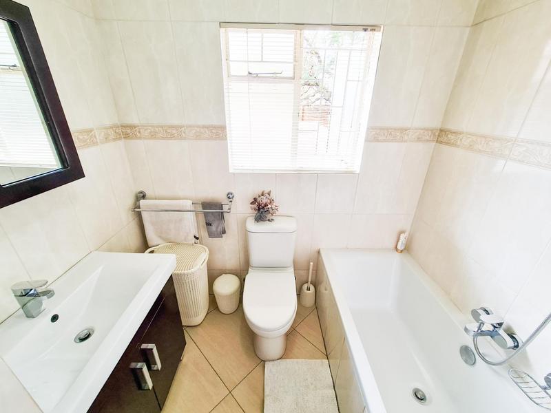 3 Bedroom Property for Sale in Sunninghill Gauteng