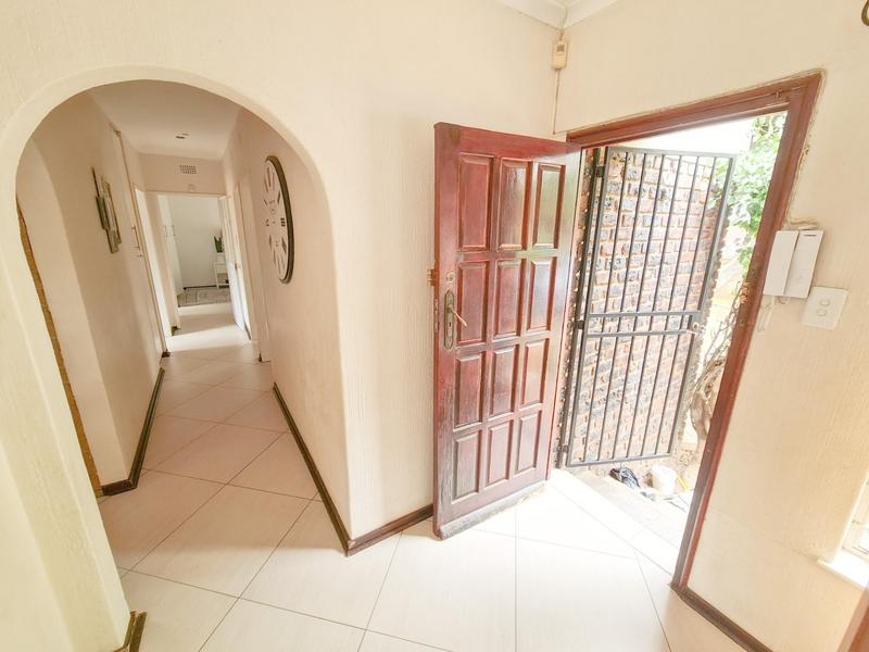 3 Bedroom Property for Sale in Sunninghill Gauteng