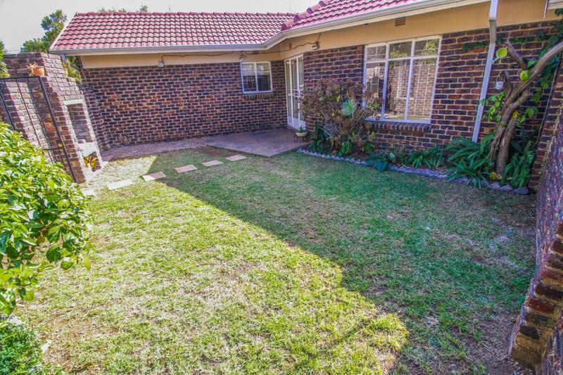 3 Bedroom Property for Sale in Sunninghill Gauteng