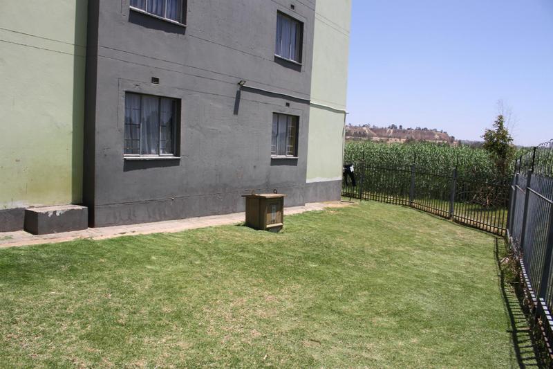 2 Bedroom Property for Sale in Fleurhof Gauteng