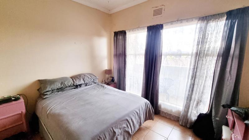 1 Bedroom Property for Sale in Kenmare Gauteng