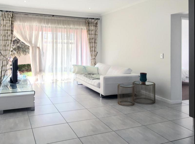 1 Bedroom Property for Sale in Fourways Gauteng