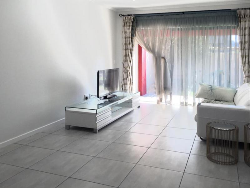 1 Bedroom Property for Sale in Fourways Gauteng