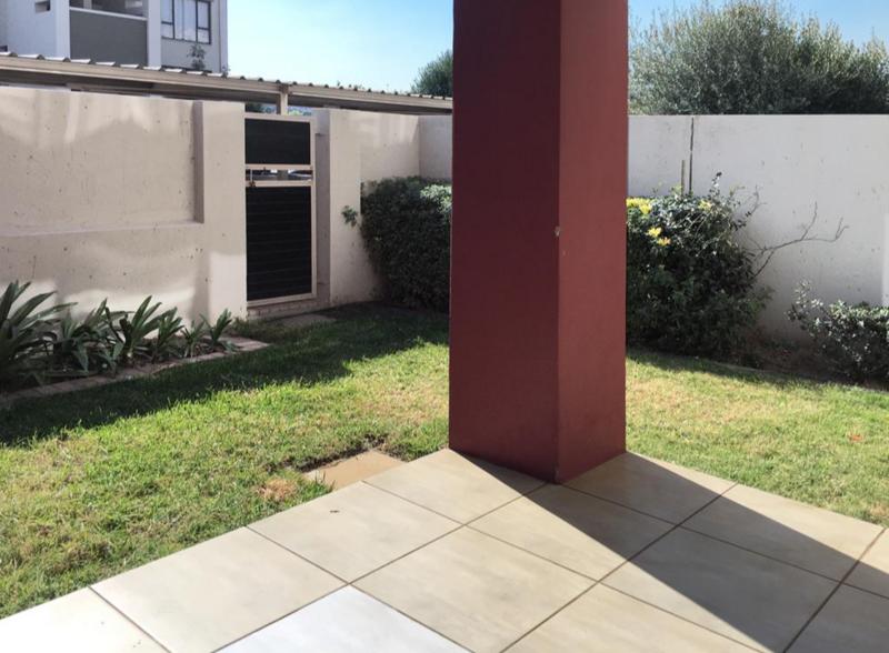 1 Bedroom Property for Sale in Fourways Gauteng