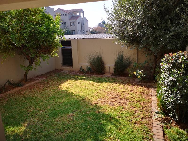 1 Bedroom Property for Sale in Paulshof Gauteng