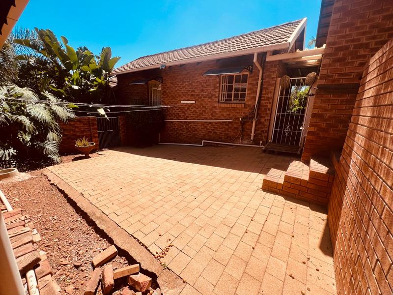 3 Bedroom Property for Sale in Amandasig Gauteng