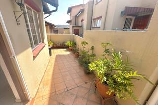 2 Bedroom Property for Sale in Mulbarton Gauteng