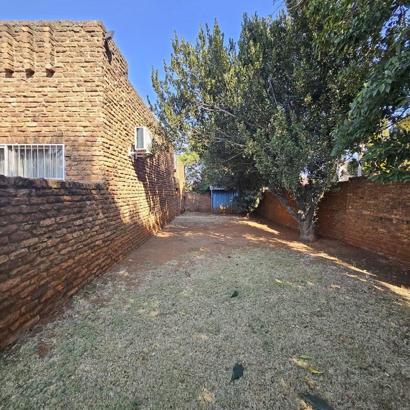 4 Bedroom Property for Sale in Vanderbijlpark SE 3 Gauteng