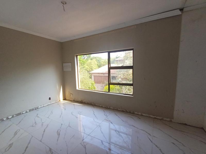 To Let 5 Bedroom Property for Rent in Eldopark Gauteng