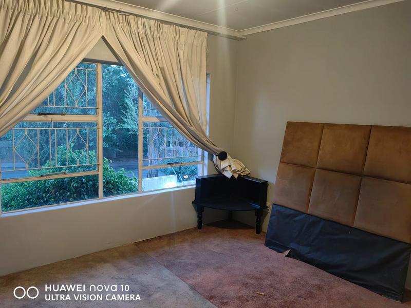 2 Bedroom Property for Sale in Buccleuch Gauteng